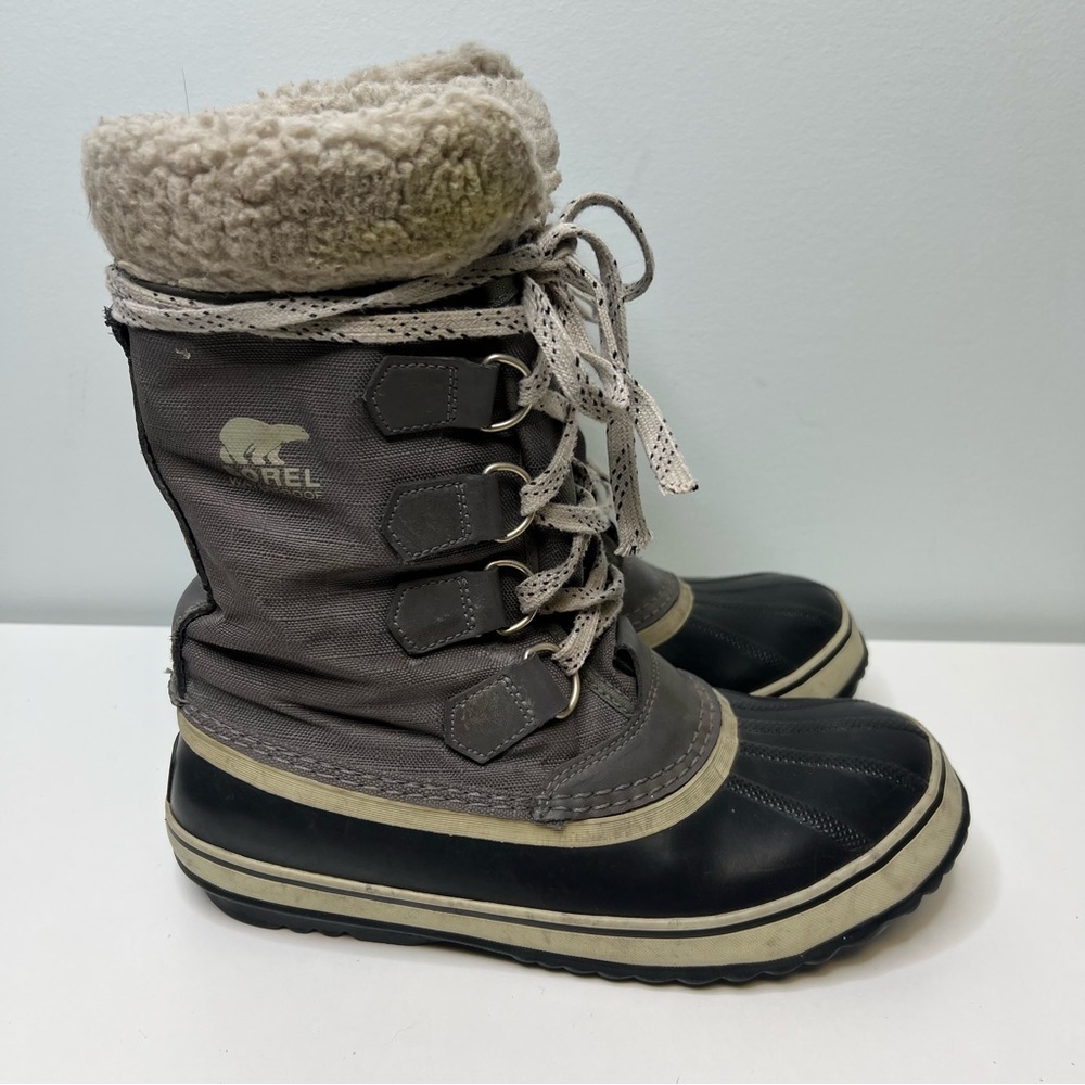Sorel Gray Winter Boots Waterproof Womens Size 8 Natural Rubber Warm